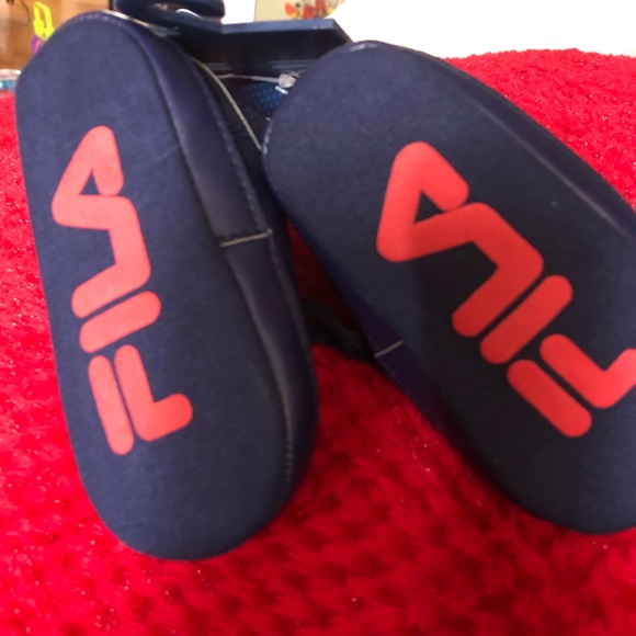 Baby FILA soft bottom SHOES - Picture 3 of 5